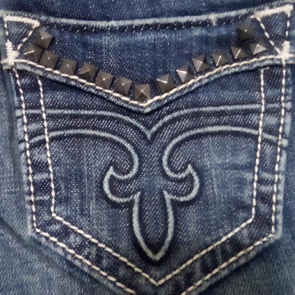 Rock Revival NWOT Women's 26 Straight Cecilia Embellished Studs Distressed